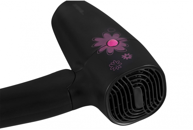 Cestovný sušič vlasov so sklopnou rukoväťou.