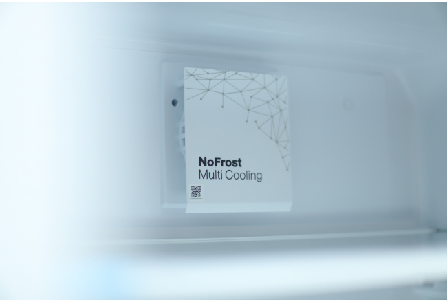 Kombinovaná chladnička s technológiou NO FROST, 270 l