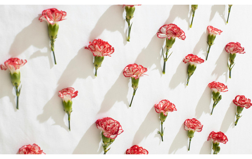 Viete, ako vznikol sviatok MDŽ a akými darčekmi môžete potešiť ženu vášho srdca?